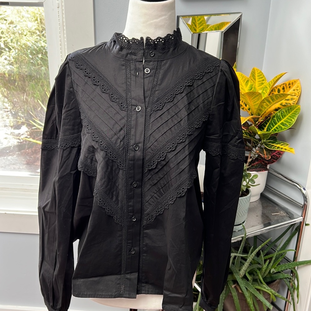 Women Mattison Black Log Sleeve Ruffle Front Top with Mandarin Collar. Size M